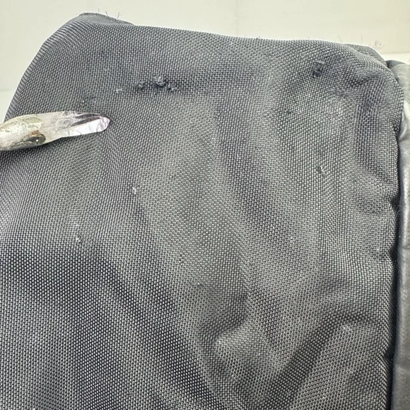 Timbuk2 Backpack OS Black Red Zippers Slim laptop travel commuter READ FLAWS - Picture 6 of 16